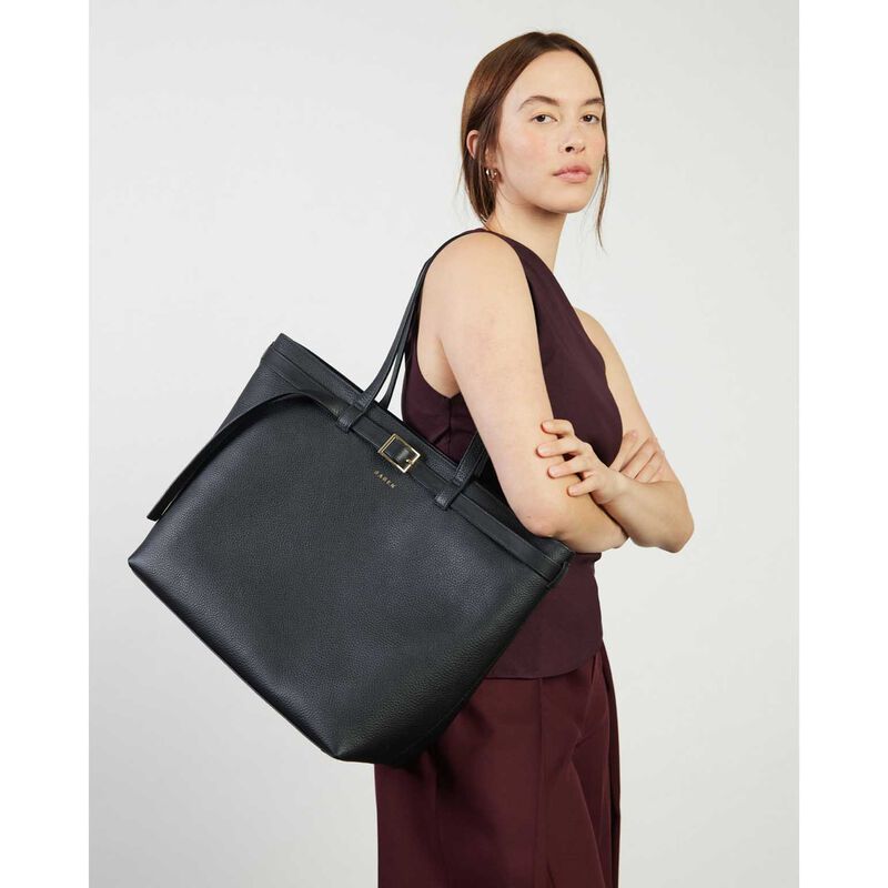 Saben Tia Shoulder Bag image number 1